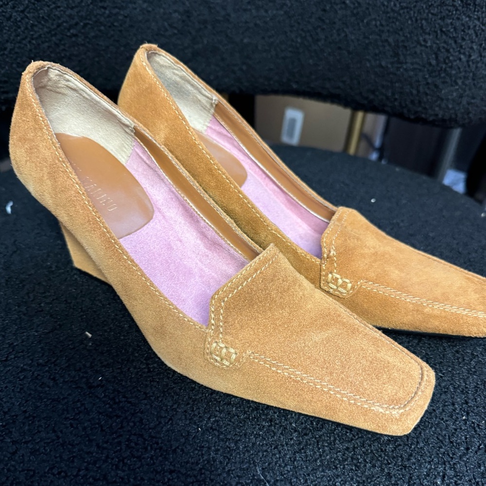 Ann Marino tan suede wedge heels, 7.5